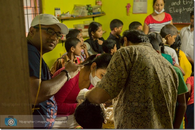 Dental_Checkup_at_Chimbel_by_Dr_Fernando_Noronha_and_teamMobile_Outreach_Program_Bookworm_Kannio_Initiatives-Nijugrapher-DSC_7043